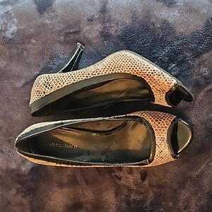 Dressbarh heels